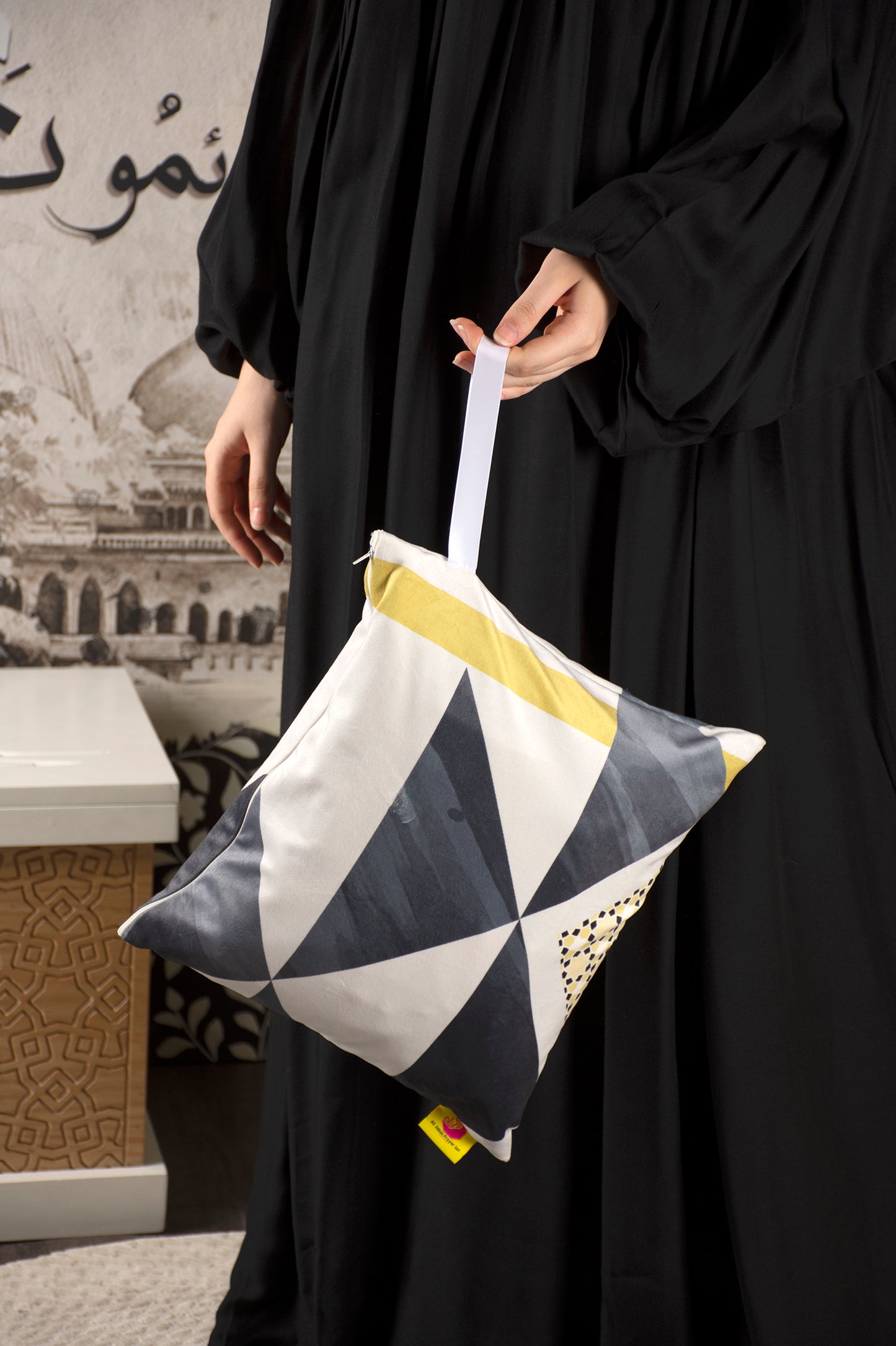 Al-Jenan Prayer Set Special Design Woman (Black) SD