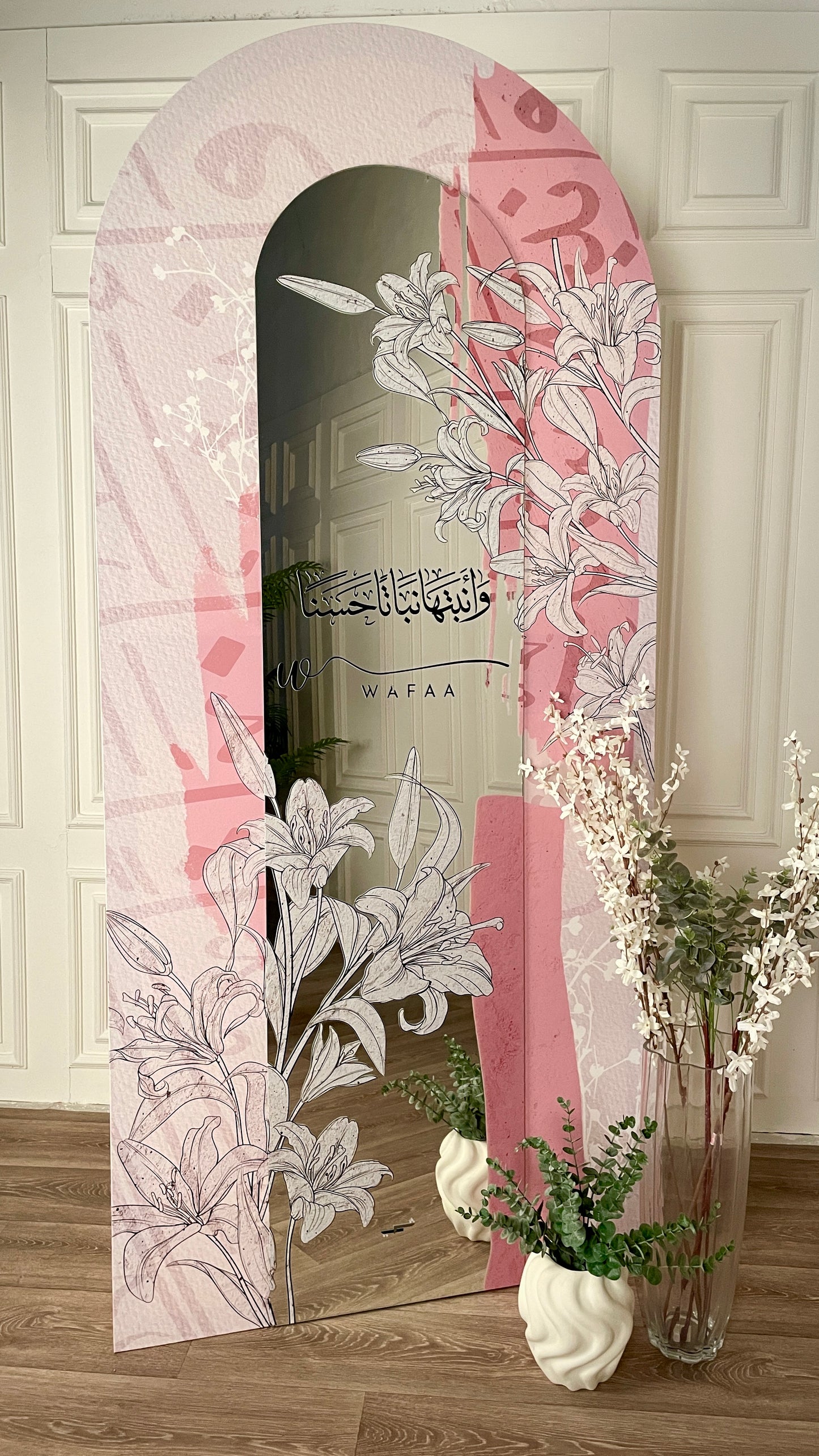 Baby pink floral mirror - Mirror with Canvas