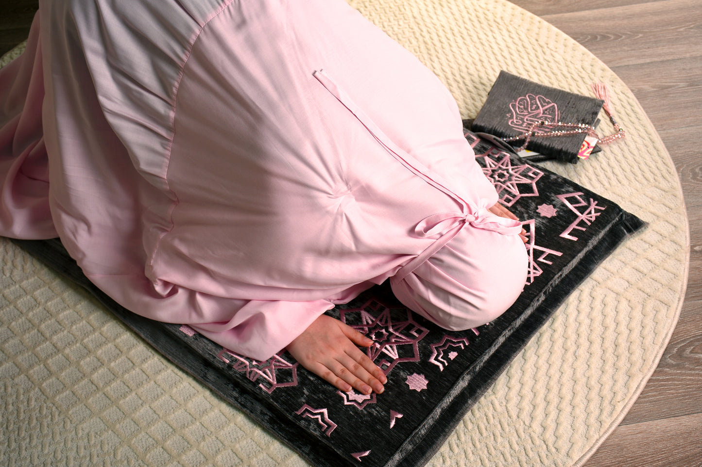 Al-Jenan Classic collection -  Luxury Prayer Set -  (Gray & Pink star) wc set